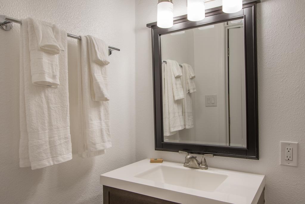 The Inn On Spring Paso Robles Phòng bức ảnh